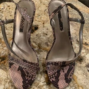 Buff and. Black snake skin Bandolino heels